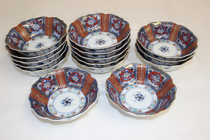 伊万里焼染錦金蘭小鉢